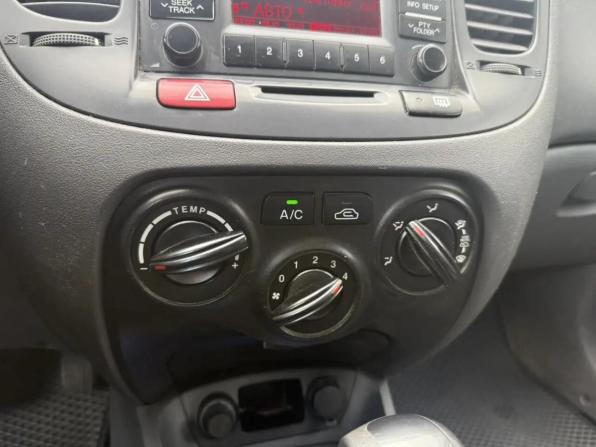 Kia Rio II Рестайлинг с пробегом 2011 года, цена 495 000 рублей, 222530 км, хэтчбек, Автокод Объявления