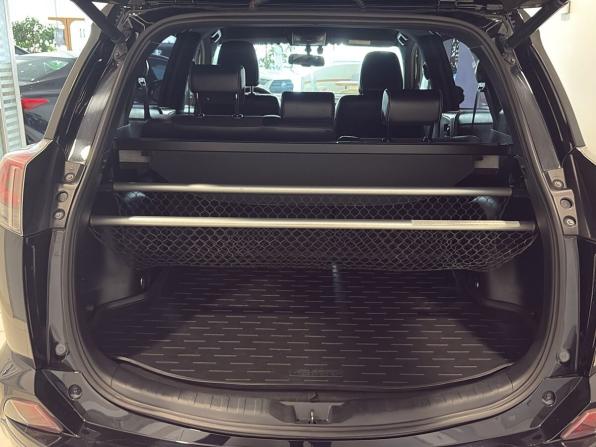 Toyota RAV4 IV (XA40) Рестайлинг с пробегом 2016 года, цена 2 380 000 рублей, 130000 км, внедорожник, Автокод Объявления