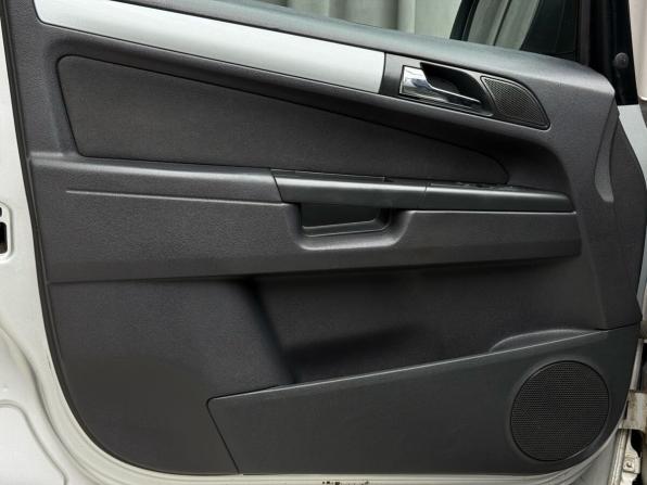 Opel Zafira B Рестайлинг с пробегом 2011 года, цена 729 000 рублей, 143900 км, компактвэн, Автокод Объявления