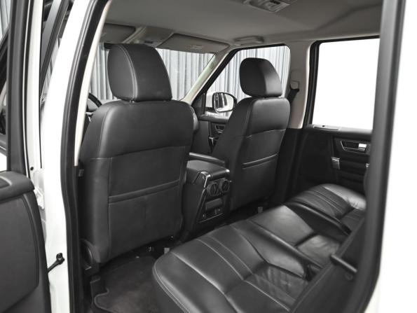 Land Rover Discovery IV Рестайлинг с пробегом 2015 года, цена 2 495 000 рублей, 147503 км, внедорожник, Автокод Объявления