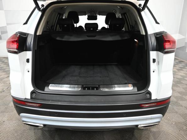 Geely Atlas Pro с пробегом 2023 года, цена 2 300 000 рублей, 30000 км, внедорожник, Автокод Объявления