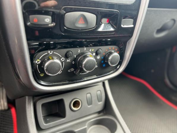 Renault Duster I с пробегом 2012 года, цена 790 000 рублей, 209281 км, внедорожник, Автокод Объявления