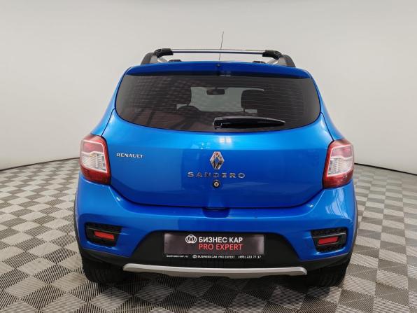 Renault Sandero II с пробегом 2015 года, цена 819 000 рублей, 125809 км, хэтчбек, Автокод Объявления