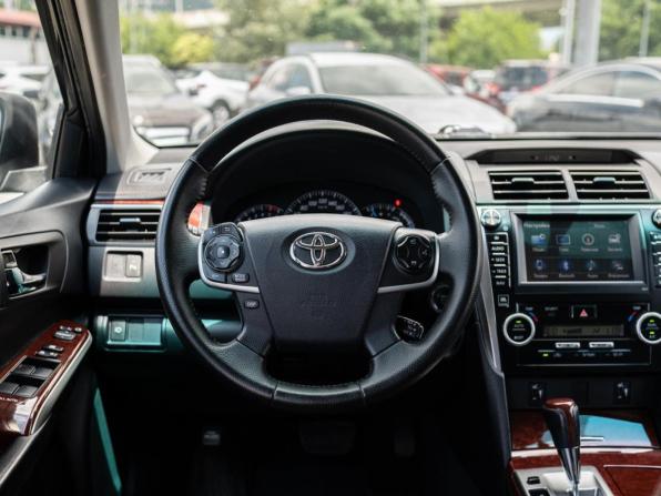 Toyota Camry VII (XV50) с пробегом 2012 года, цена 1 515 000 рублей, 291428 км, седан, Автокод Объявления