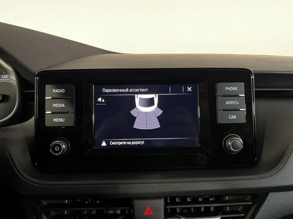 Skoda Rapid II с пробегом 2021 года, цена 1 499 900 рублей, 98739 км, лифтбек, Автокод Объявления