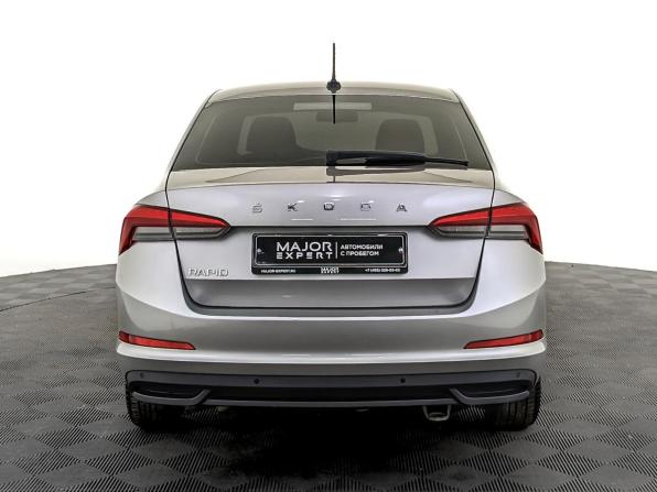 Skoda Rapid II с пробегом 2021 года, цена 1 470 000 рублей, 76273 км, лифтбек, Автокод Объявления