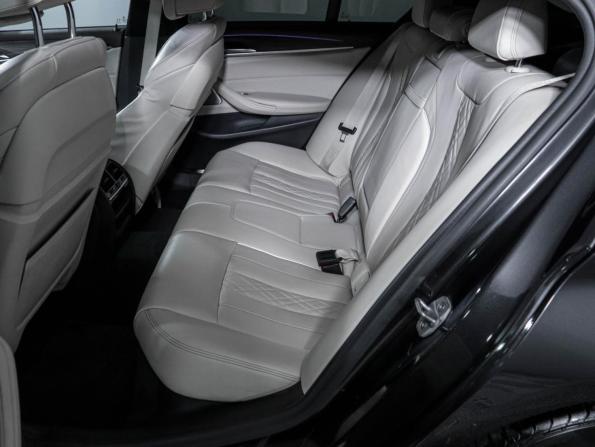 BMW 5 серии VII (G30/G31/G38) с пробегом 2018 года, цена 4 170 000 рублей, 118140 км, седан, Автокод Объявления