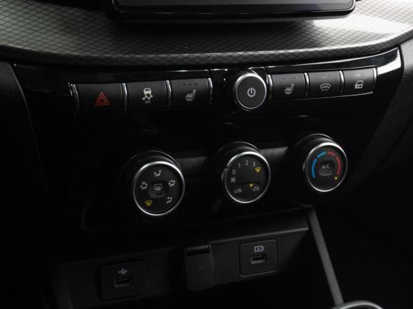 Lada (ВАЗ) Vesta I Рестайлинг (NG) с пробегом 2025 года, цена 1 629 000 рублей, 14571 км, седан, Автокод Объявления