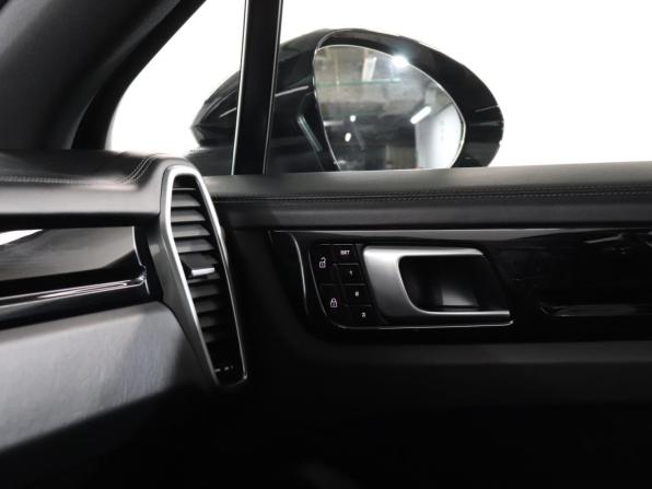 Porsche Cayenne III с пробегом 2020 года, цена 7 550 000 рублей, 67540 км, внедорожник, Автокод Объявления