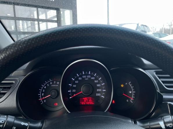 Kia Rio III Рестайлинг с пробегом 2015 года, цена 769 000 рублей, 145700 км, седан, Автокод Объявления