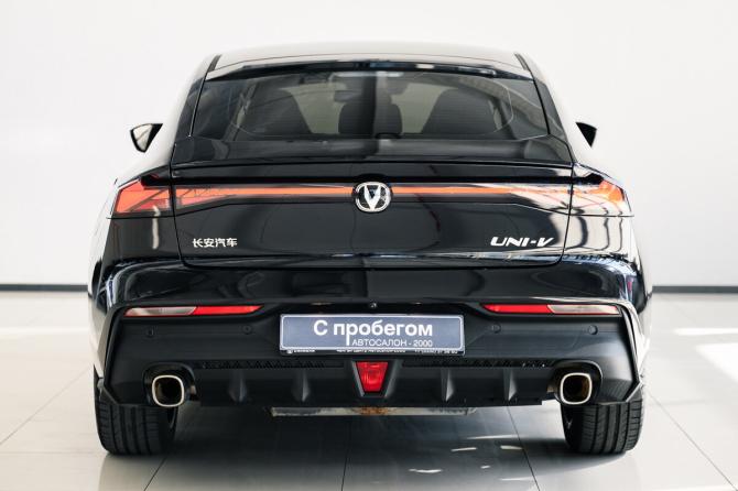Changan UNI-V I с пробегом 2024 года, цена 2 319 000 рублей, 14000 км, лифтбек, Автокод Объявления