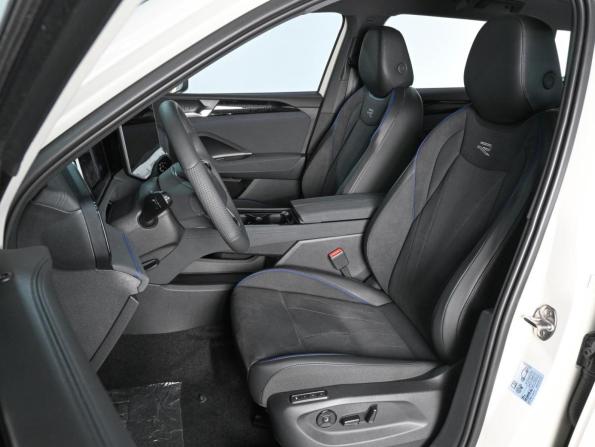 Volkswagen Tiguan III (China Market) с пробегом 2026 года, цена 4 950 000 рублей, 43 км, внедорожник, Автокод Объявления