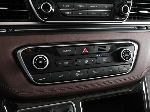 Hyundai Grand Starex I Рестайлинг 2 с пробегом 2018 года, цена 4 439 000 рублей, 108191 км, минивэн, Автокод Объявления