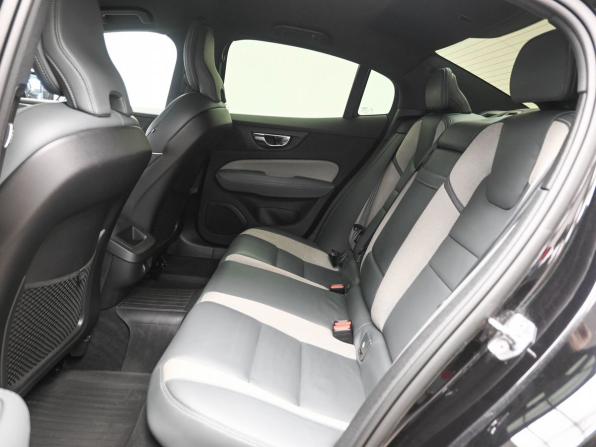 Volvo S60 III с пробегом 2019 года, цена 3 249 900 рублей, 136000 км, седан, Автокод Объявления