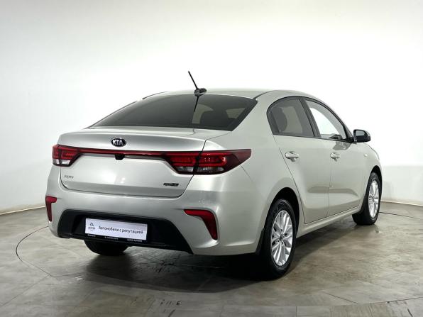 Kia Rio IV с пробегом 2018 года, цена 1 350 000 рублей, 120317 км, седан, Автокод Объявления