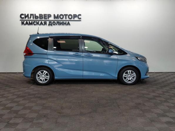 Honda Freed II Рестайлинг с пробегом 2020 года, цена 1 750 000 рублей, 59168 км, компактвэн, Автокод Объявления