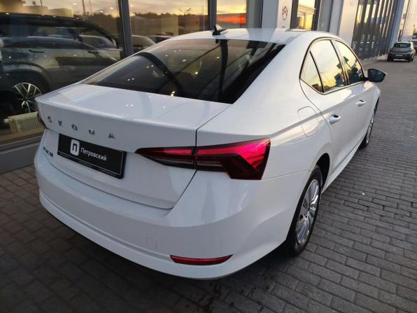 Skoda Octavia IV (A8) с пробегом 2021 года, цена 1 659 000 рублей, 210191 км, лифтбек, Автокод Объявления