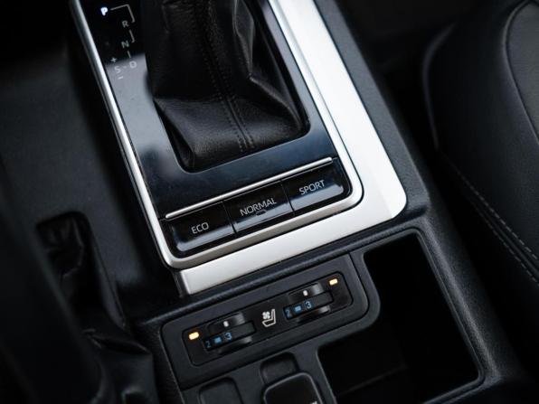 Toyota Land Cruiser Prado 150 Series Рестайлинг 2 с пробегом 2019 года, цена 5 175 000 рублей, 78328 км, внедорожник, Автокод Объявления