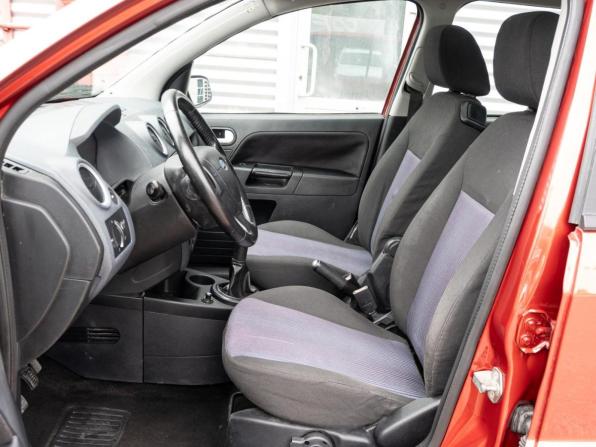 Ford Fusion I Рестайлинг с пробегом 2006 года, цена 470 000 рублей, 66702 км, хэтчбек, Автокод Объявления