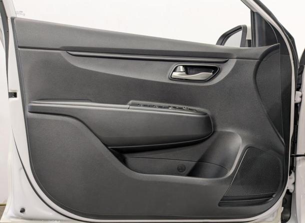 Kia Rio IV Рестайлинг с пробегом 2021 года, цена 1 725 000 рублей, 35989 км, седан, Автокод Объявления