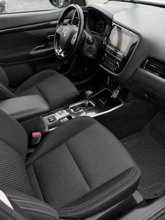 Mitsubishi Outlander III Рестайлинг 3 с пробегом 2019 года, цена 1 978 000 рублей, 148030 км, внедорожник, Автокод Объявления