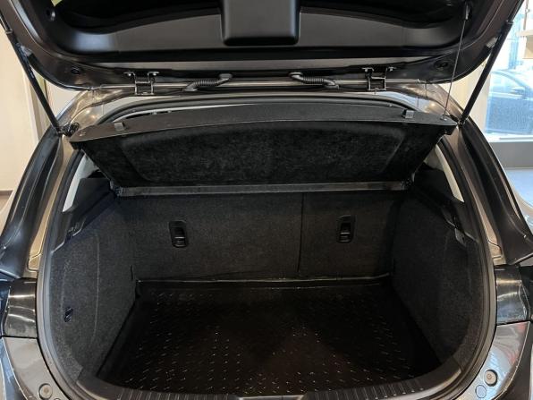 Mazda 3 II (BL) Рестайлинг с пробегом 2012 года, цена 800 000 рублей, 139787 км, хэтчбек, Автокод Объявления