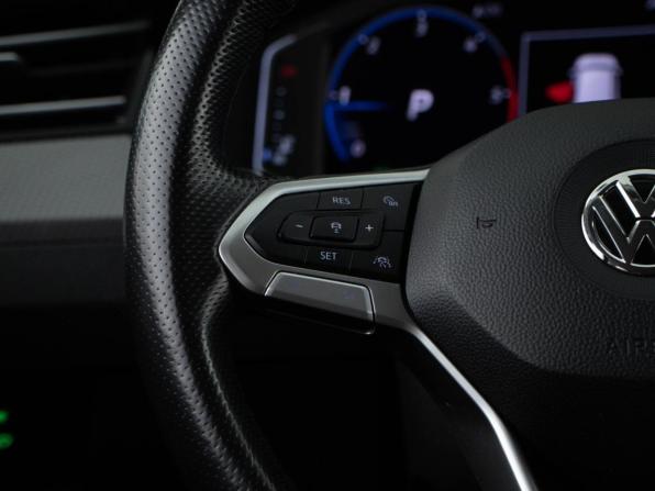 Volkswagen Passat B8 Рестайлинг с пробегом 2019 года, цена 3 399 050 рублей, 133731 км, универсал, Автокод Объявления