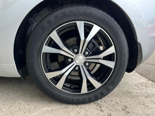 Kia Ceed II Рестайлинг с пробегом 2017 года, цена 1 175 000 рублей, 174000 км, хэтчбек, Автокод Объявления