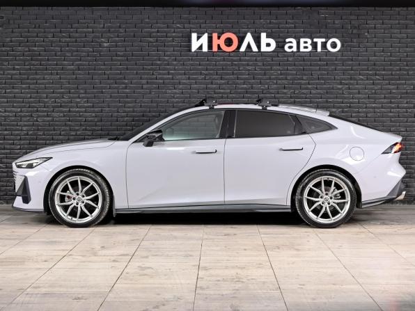 Changan UNI-V I с пробегом 2023 года, цена 2 130 000 рублей, 53886 км, лифтбек, Автокод Объявления