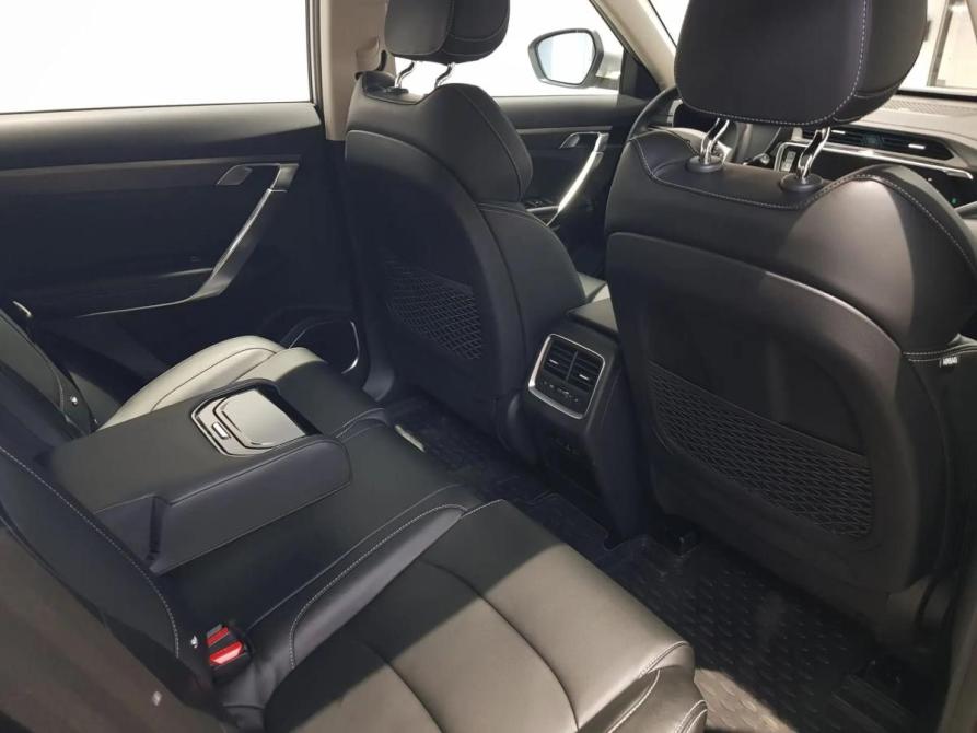 Geely Atlas Pro Москва  - изображение 13