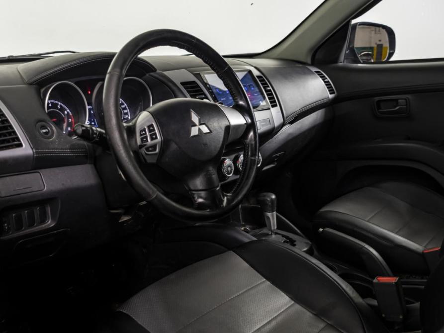 Mitsubishi Outlander II Рестайлинг Москва  - изображение 9