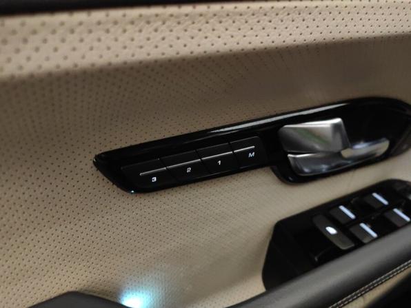 Land Rover Range Rover Evoque I с пробегом 2012 года, цена 1 675 000 рублей, 213191 км, внедорожник, Автокод Объявления
