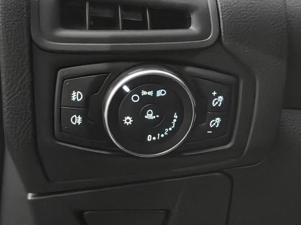 Ford Focus III Рестайлинг с пробегом 2017 года, цена 924 000 рублей, 147574 км, седан, Автокод Объявления