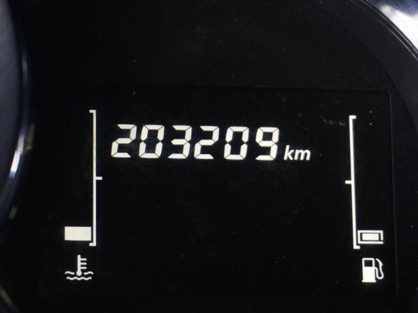 Renault Sandero II Рестайлинг с пробегом 2021 года, цена 1 050 000 рублей, 203200 км, хэтчбек, Автокод Объявления
