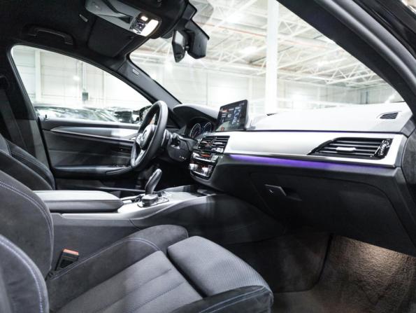 BMW 5 серии VII (G30/G31/G38) с пробегом 2018 года, цена 3 899 000 рублей, 89630 км, седан, Автокод Объявления