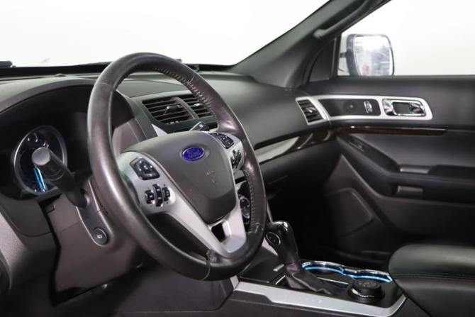 Ford Explorer V с пробегом 2015 года, цена 2 199 990 рублей, 132167 км, внедорожник, Автокод Объявления