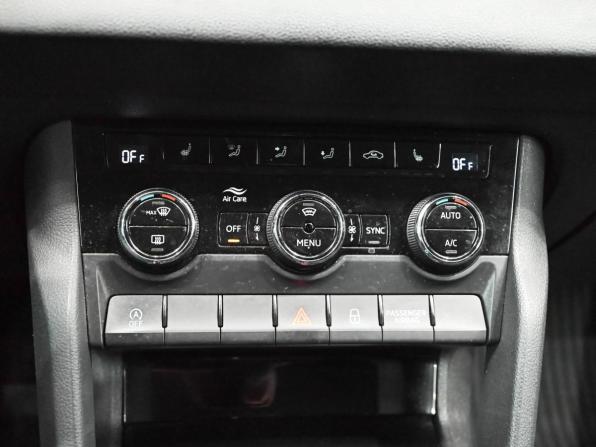 Skoda Karoq I с пробегом 2020 года, цена 2 750 000 рублей, 128844 км, внедорожник, Автокод Объявления