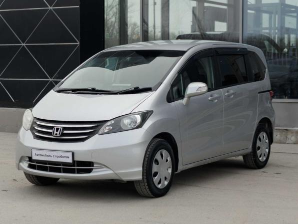 Honda Freed I с пробегом 2011 года, цена 955 000 рублей, 169700 км, компактвэн, Автокод Объявления