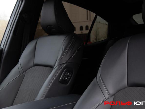 Toyota Camry IX (XV80) China Market с пробегом 2024 года, цена 3 488 000 рублей, 36939 км, седан, Автокод Объявления
