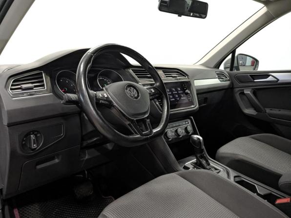 Volkswagen Tiguan II с пробегом 2020 года, цена 2 500 000 рублей, 94192 км, внедорожник, Автокод Объявления