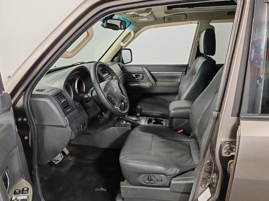 Mitsubishi Pajero IV Рестайлинг 1 Москва  - изображение 16