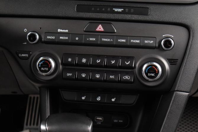 Kia Sportage IV Рестайлинг с пробегом 2018 года, цена 2 559 000 рублей, 44000 км, внедорожник, Автокод Объявления