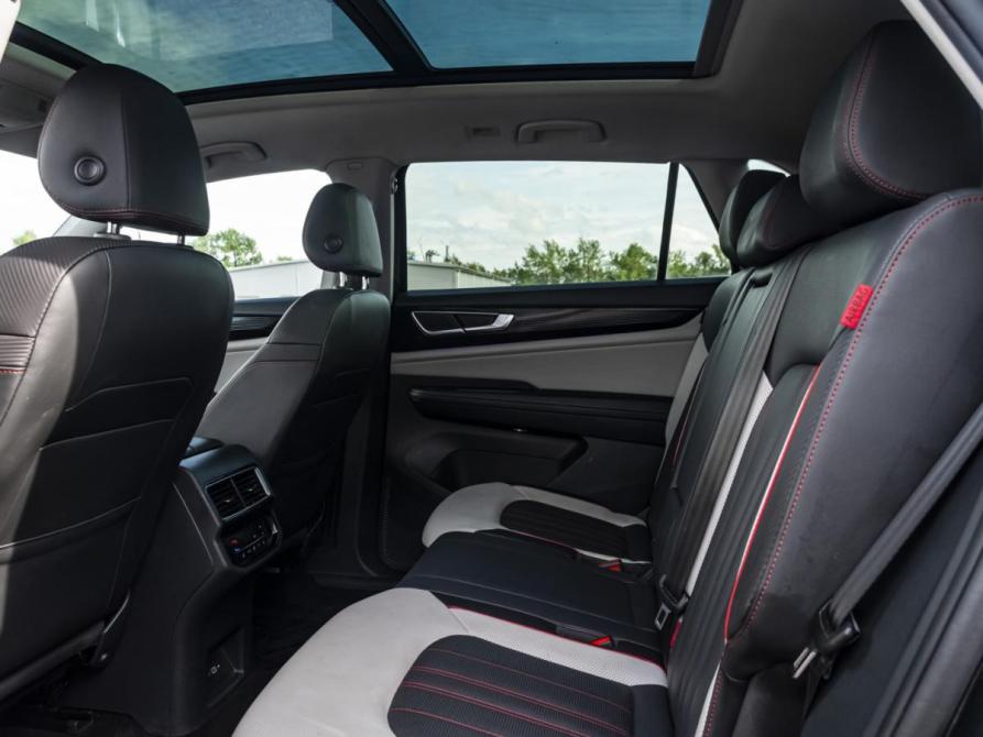 Volkswagen Teramont I Рестайлинг Москва  - изображение 14
