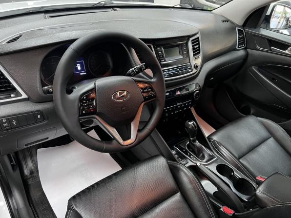 Hyundai Tucson III с пробегом 2015 года, цена 1 945 000 рублей, 112435 км, внедорожник, Автокод Объявления