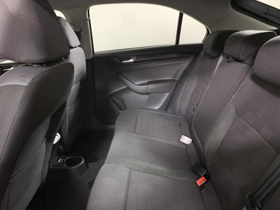 Volkswagen Polo VI Москва  - изображение 18