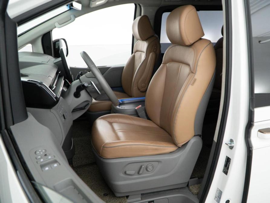 Hyundai Staria I Москва  - изображение 11