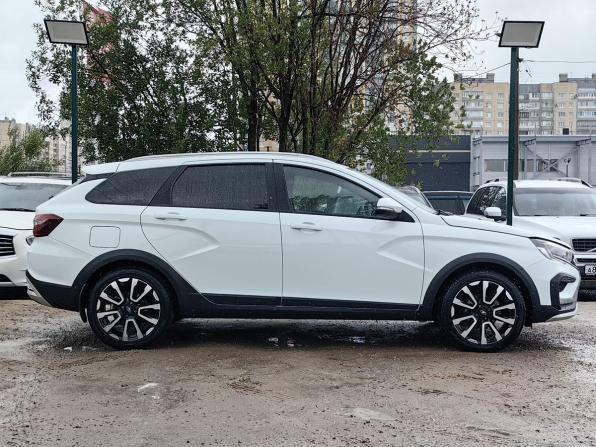Lada (ВАЗ) Vesta I Рестайлинг (NG) с пробегом 2024 года, цена 1 429 000 рублей, 35000 км, универсал, Автокод Объявления
