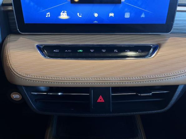 Haval Jolion I с пробегом 2022 года, цена 2 100 000 рублей, 61723 км, внедорожник, Автокод Объявления