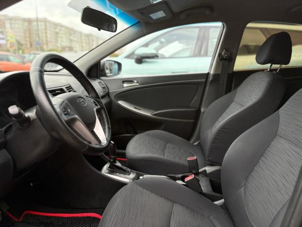 Hyundai Solaris I Рестайлинг с пробегом 2015 года, цена 985 000 рублей, 137597 км, седан, Автокод Объявления
