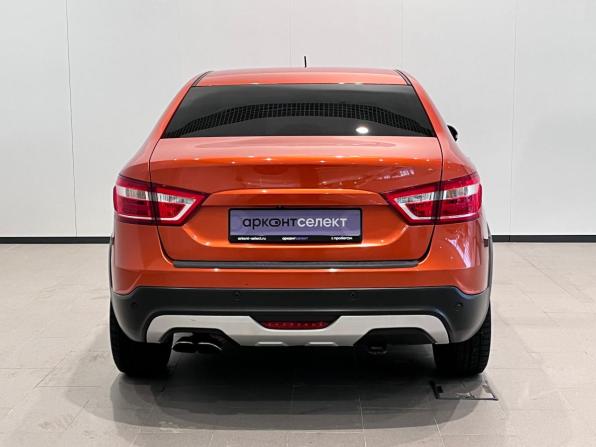 Lada (ВАЗ) Vesta I с пробегом 2018 года, цена 899 000 рублей, 180725 км, седан, Автокод Объявления